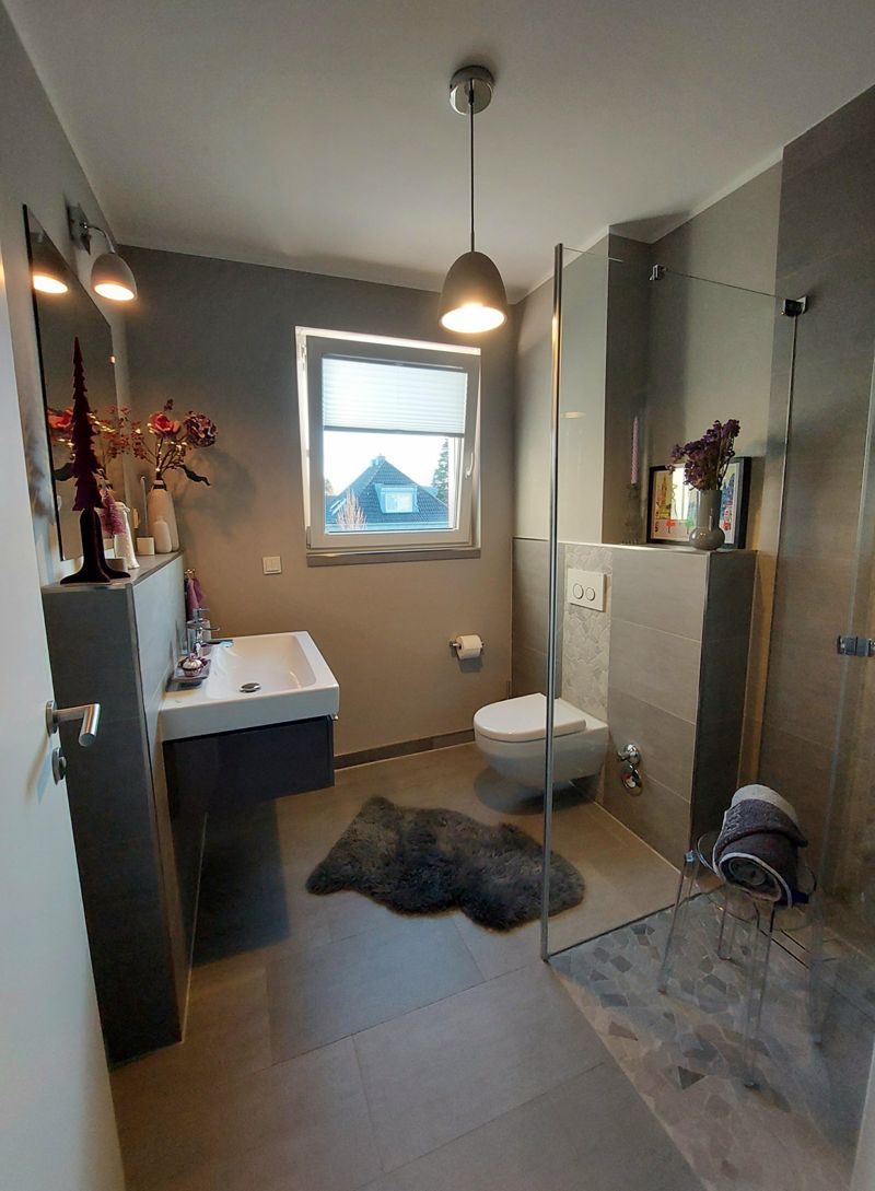 kleines badezimmer modern einrichten & gestalten