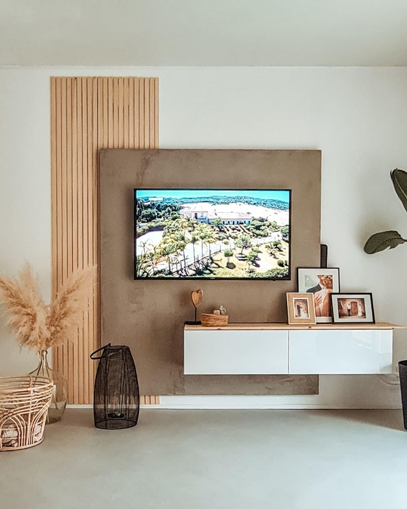 Wir haben unsere DIY TV-Wand ein bisschen verändert