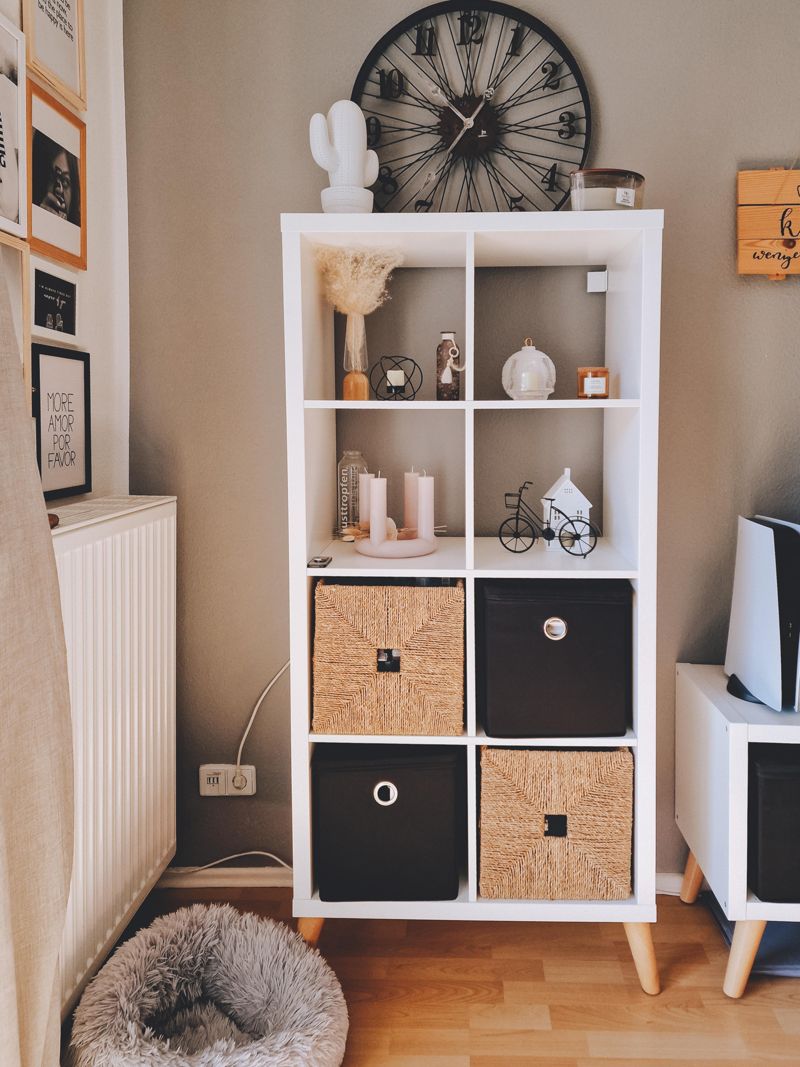 kallax #ikea #Wohnzimmer #Aufbewahrung #Wanduhr #bi...