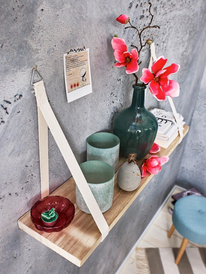 Vasen aus der DEPOT Frühlingskollektion #regal #vase