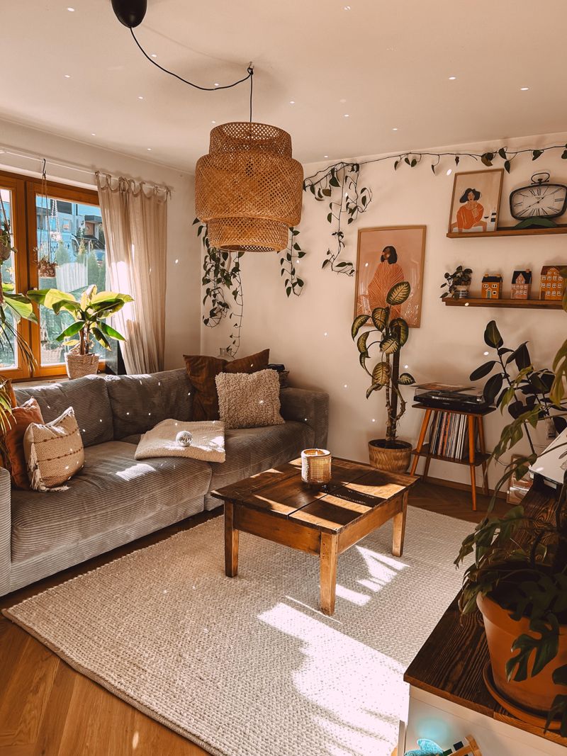sonne im #wohnzimmer #teppich #cordsofa #ikea #couc